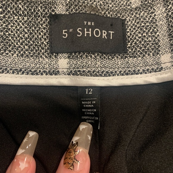 NWOT WHBM 5” Short Plaid High Waisted Luxe Shorts - Picture 9 of 11